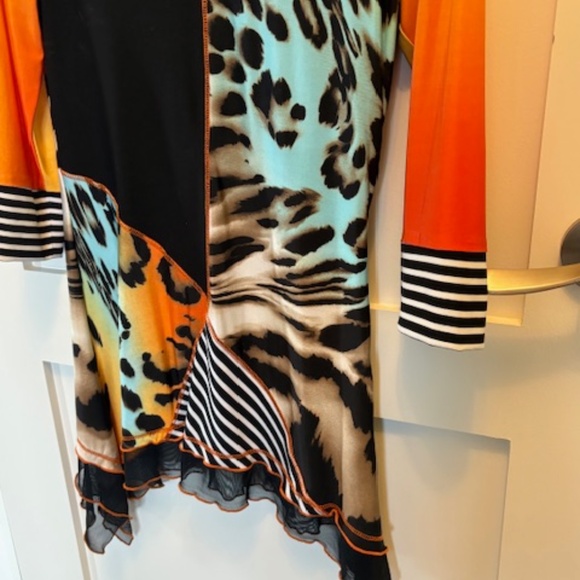 FRANK LYMAN long top/tunic sz US/CAN 4 multicolour animal print ruffled hem - Picture 11 of 15